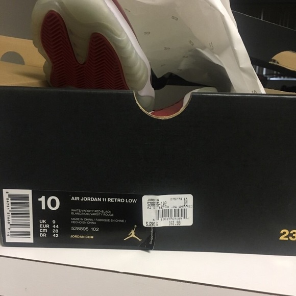 Men's Retro Cherry Red 11's SZ 10 W/ Receipt - Picture 5 of 5